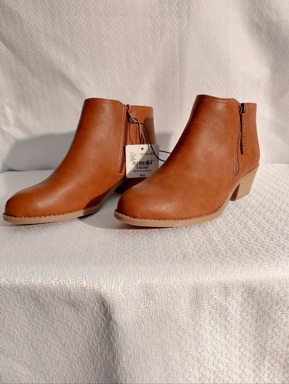 Arizona Jean Company Women Memory Foam Low Cut  Double Zipper Boots Size 9